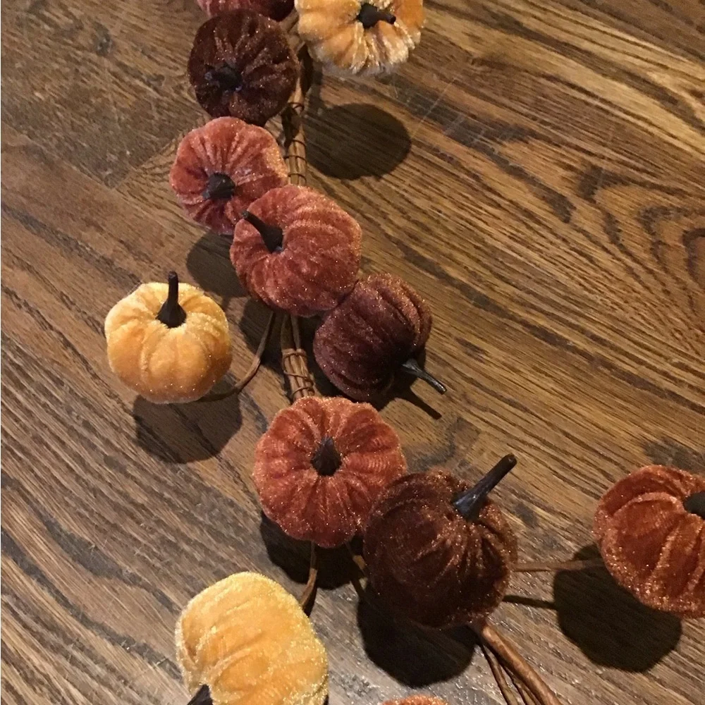 Velvet Pumpkin Garland
